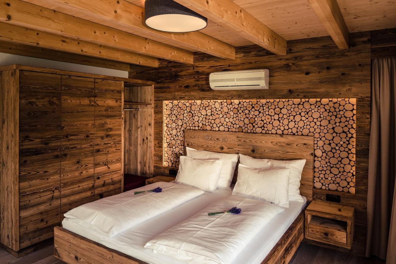 Luxusní apartmá s krbem a vířivkou Ceske Budejovice Exterior foto